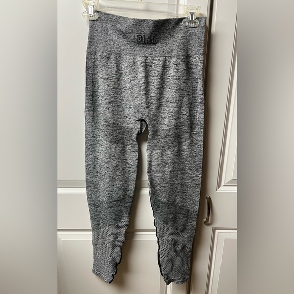 PINK Victoria's Secret Gray Seamless Leggings, Medium, NWOT - Picture 5 of 6
